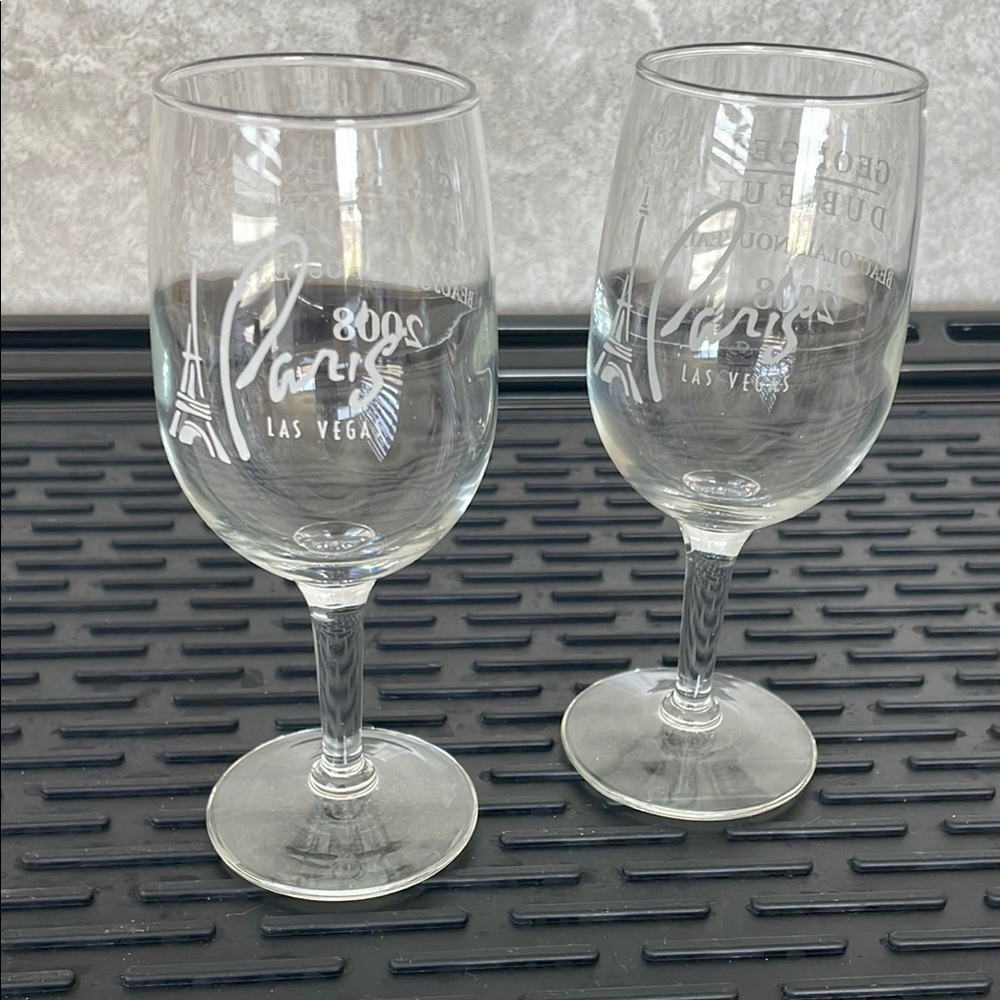 Paris Las Vegas Clear Wine Glass Set